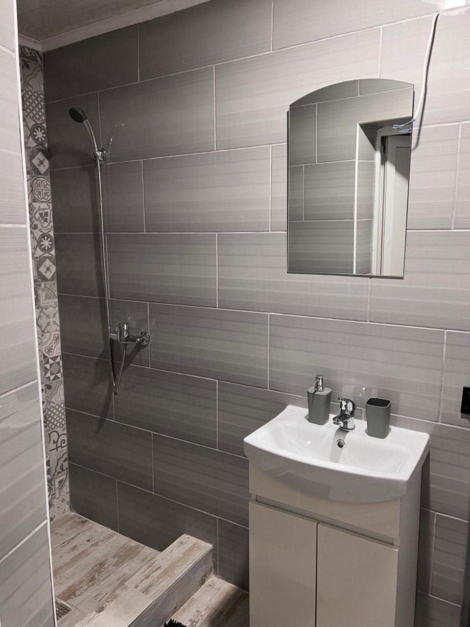 Luxury Live Daire Kamyanets-Podilski Dış mekan fotoğraf